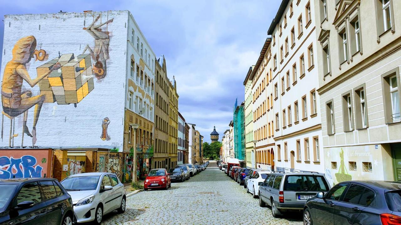 Room In City Center Halle With Shared Bathroom & Kitchen - Free Wifi, Netflix, Ipad & Ground Floor المظهر الخارجي الصورة